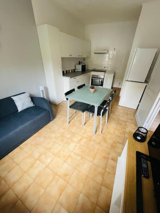 Chez Leo I - Appartement T2 Proche Tricastin Bollène Esterno foto