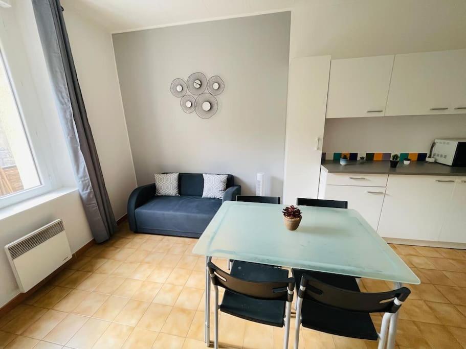 Chez Leo I - Appartement T2 Proche Tricastin Bollène Esterno foto